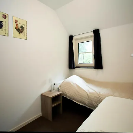 Beautiful Located On De Veluwe בית נופש *