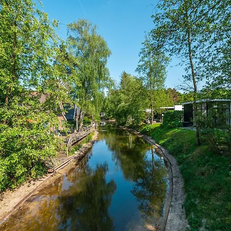 בית נופש Beautiful Located On De Veluwe