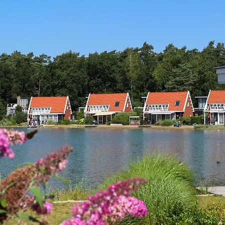 בית נופש Beautiful Located On De Veluwe אוטרלו
